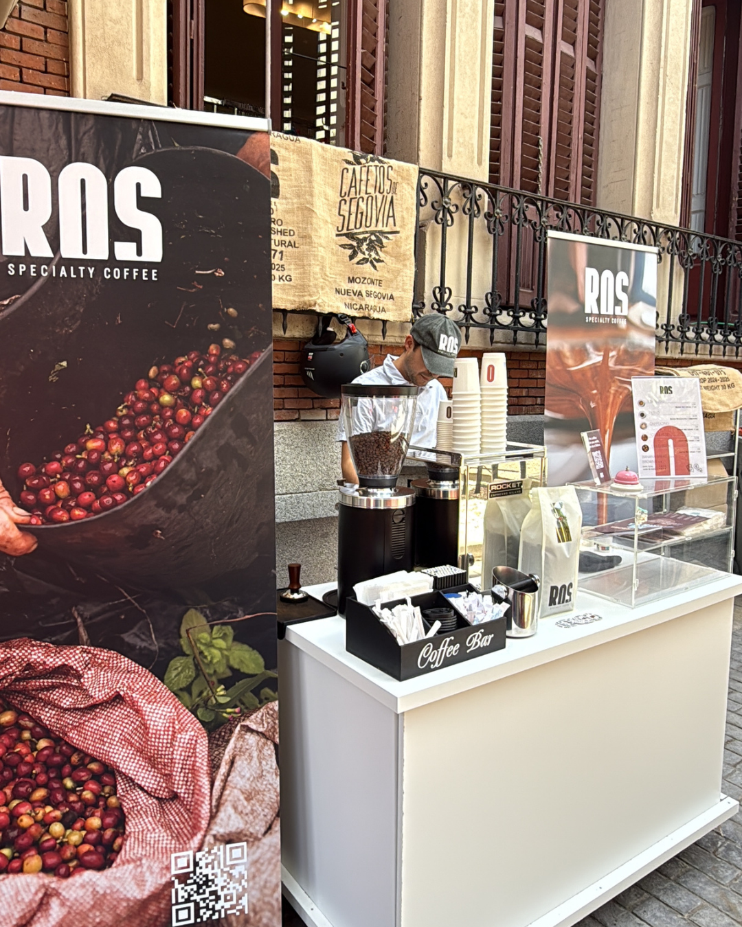 Coffee Cart para eventos en Madrid: café de especialidad para bodas, empresas y celebraciones inolvidables